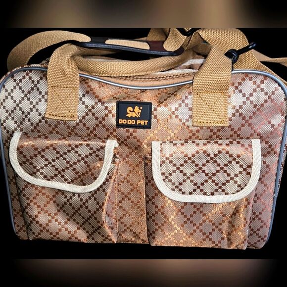Do Do Pet, cream, and brown small pet carrier with handles and shoulder strap - Picture 1 of 7